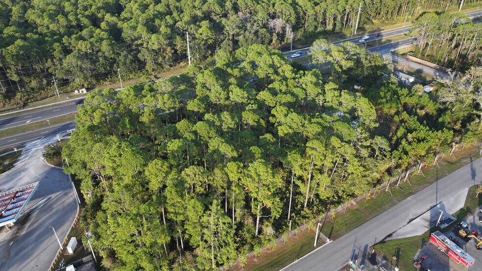 SR16 Land Development portefeuille de 4 biens à vendre sur LoopNet.fr - Aérien – Image 1 sur 3