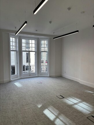 Plus de détails pour 63 Grosvenor St, Londres - Bureau à louer