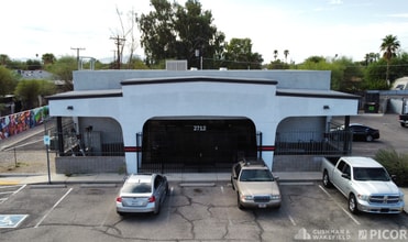 2712 E 22nd St, Tucson, AZ à vendre Photo intérieure– Image 2 sur 4