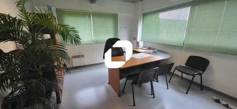Bureau dans Mérignac à louer - Photo de l’immeuble – Image 3 sur 8