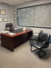 16 Arcadian Way, Paramus, NJ à louer Photo intérieure– Image 1 sur 14