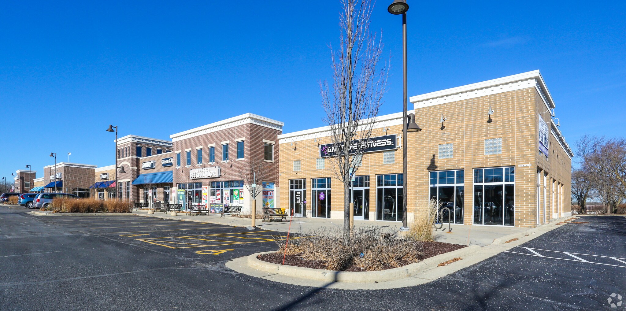 Silver Spring Dr, Menomonee Falls, WI à louer Photo de l’immeuble– Image 1 sur 18