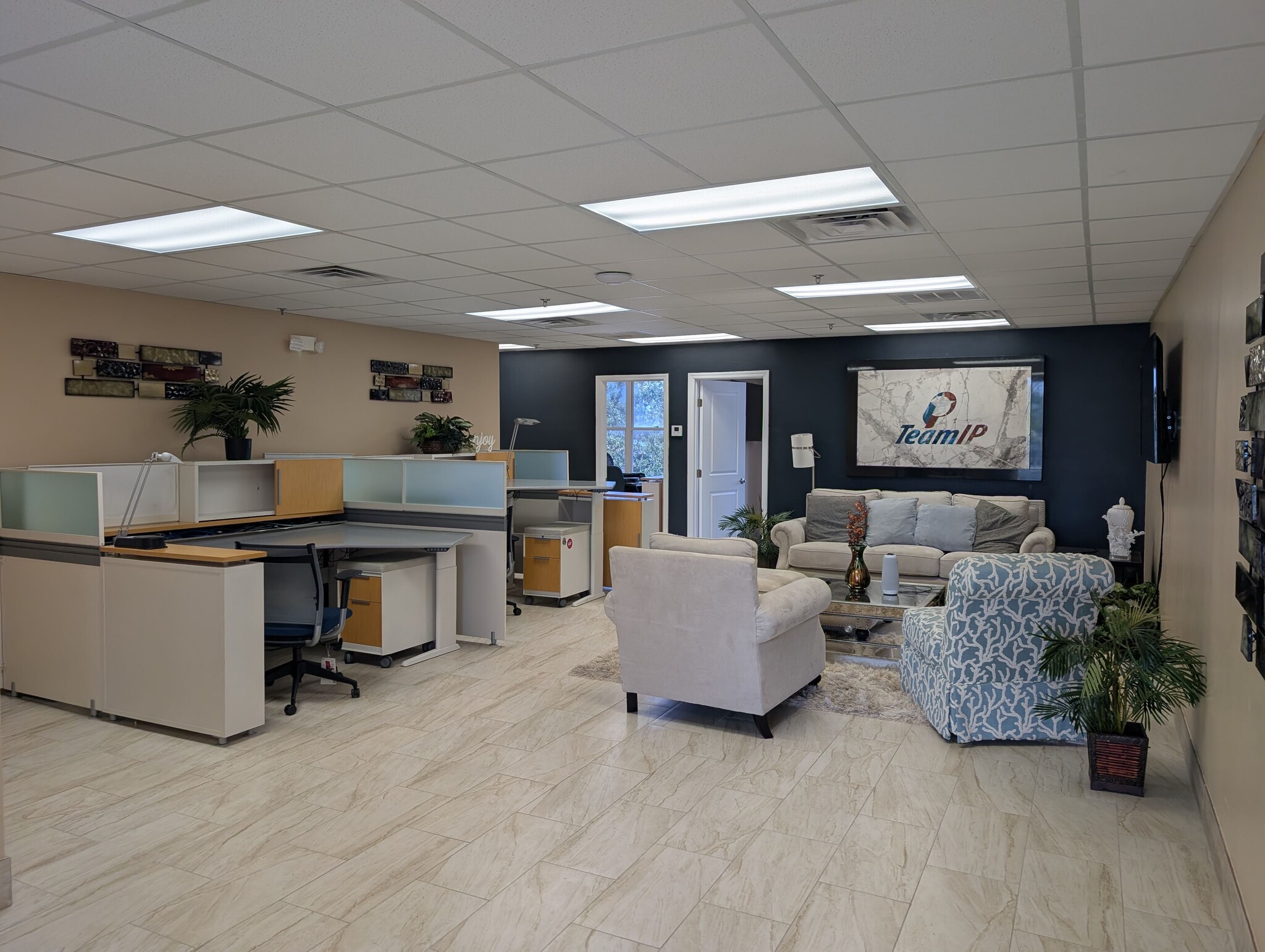 701-769 NW Federal Hwy, Stuart, FL à louer Photo intérieure– Image 1 sur 20