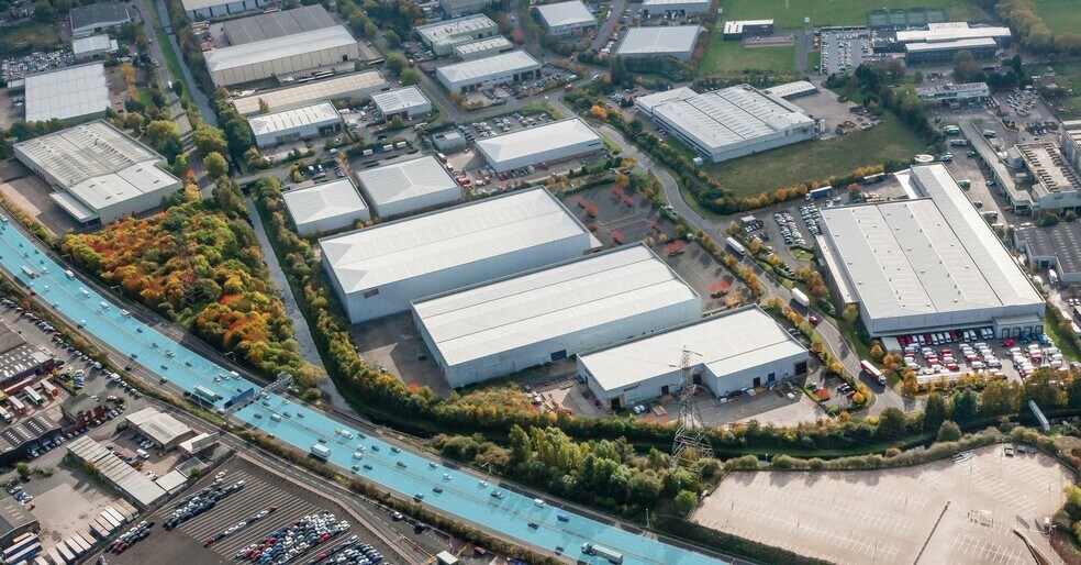 Elliott Way, Birmingham à louer - Photo de l’immeuble – Image 3 sur 7