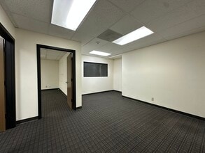 1301 Cordone Ave, Reno, NV à louer Photo intérieure– Image 2 sur 4