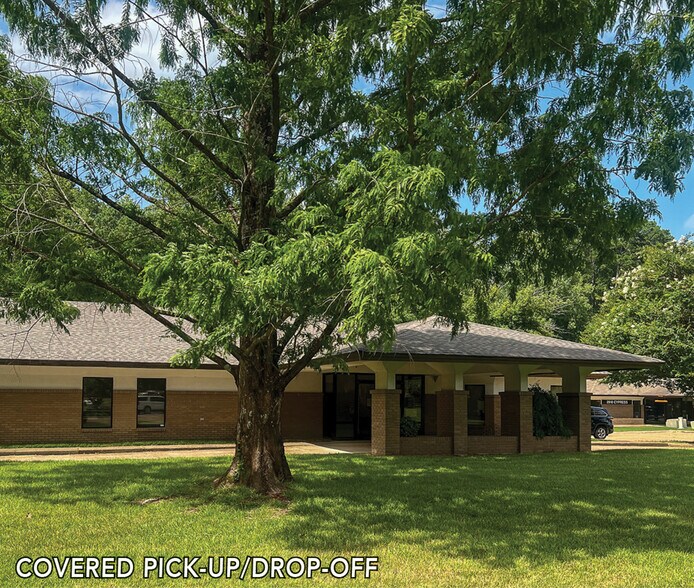 2914 Cypress Rd, Arkadelphia, AR à vendre - Photo de l’immeuble – Image 2 sur 9