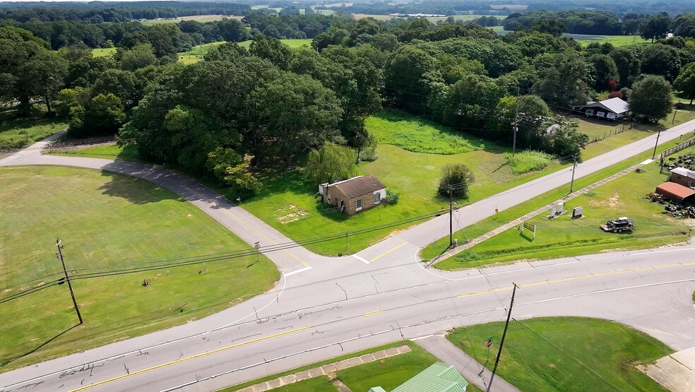 28 Hood St, Canon, GA à vendre - Photo principale – Image 1 sur 2