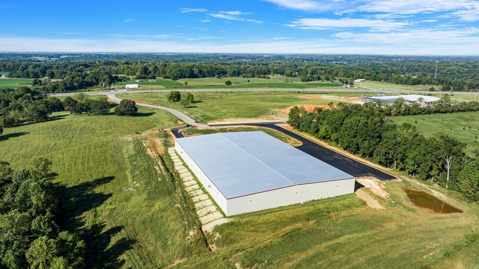 55 Bagwell Blvd, Scottsville, KY à louer - Photo de l’immeuble – Image 3 sur 48