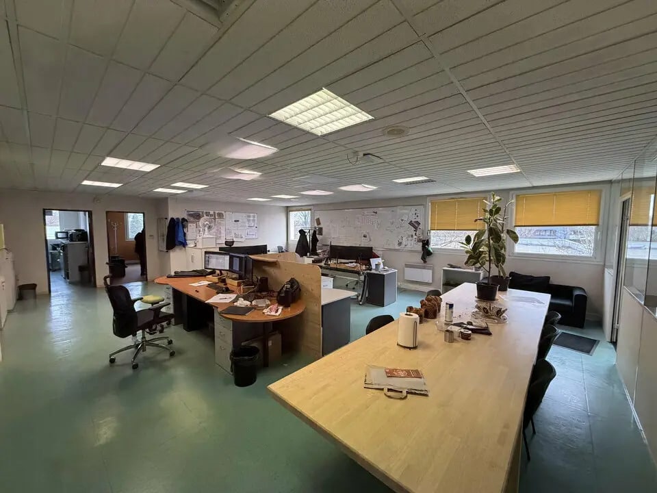 Bureau dans Épinal à louer Photo intérieure– Image 1 sur 6