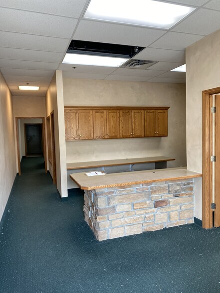 9900 Valley Creek Rd, Woodbury, MN à louer - Photo de l’immeuble – Image 3 sur 7