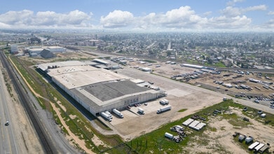 6001 Snow Rd, Bakersfield, CA à louer Aérien– Image 1 sur 7