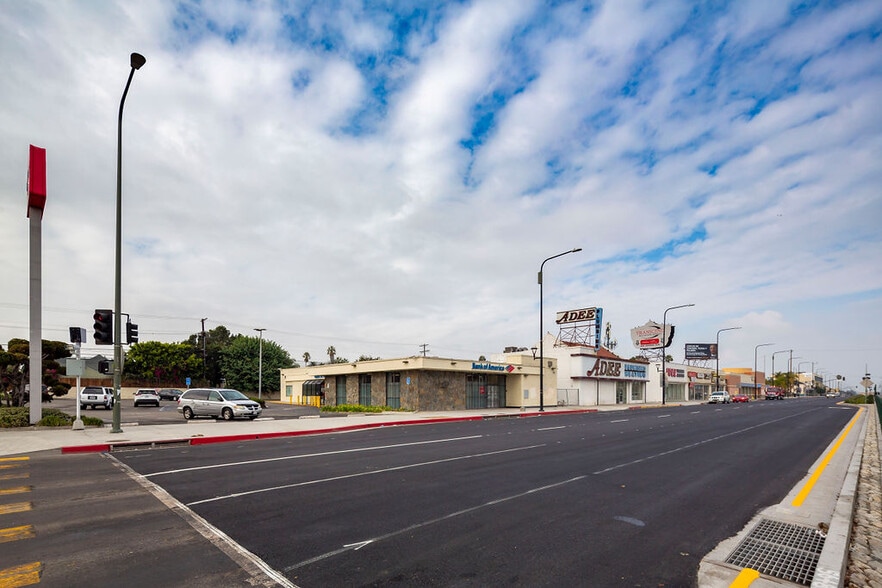 5471 Crenshaw Blvd, Los Angeles, CA à vendre - Photo de l’immeuble – Image 3 sur 7
