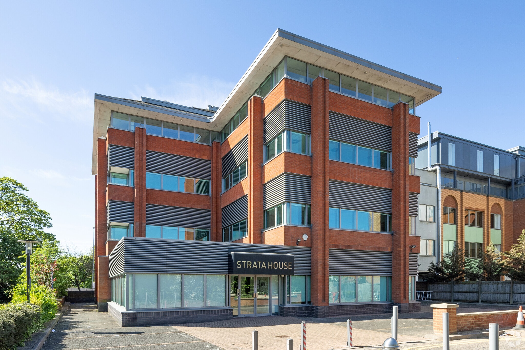 264-270 Bath Rd, Hillingdon à louer Photo principale– Image 1 sur 11