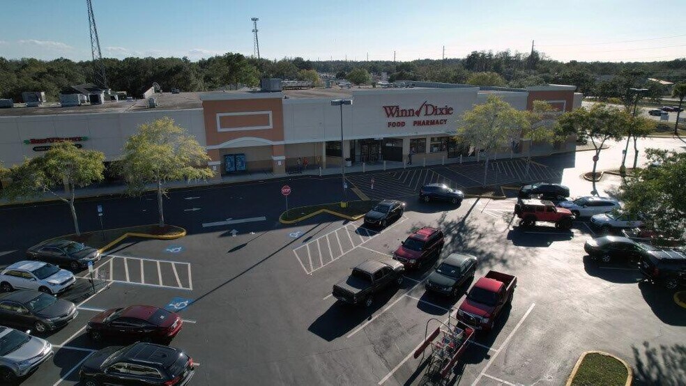 18407-18489 N Us Highway 41, Lutz, FL à louer - Photo de l’immeuble – Image 2 sur 17