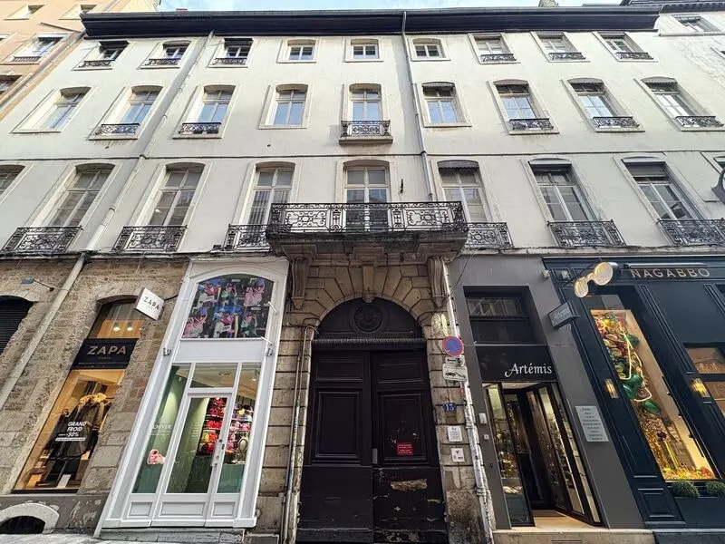 Bureau dans Lyon à louer Photo de l’immeuble– Image 1 sur 15