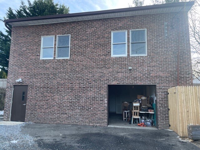 94 Washington Dr, Centerport, NY à louer - Photo de l’immeuble – Image 2 sur 5