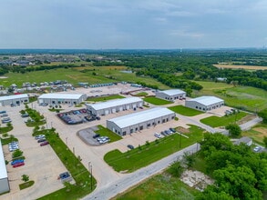 3115 Chambers St, Venus, TX à louer Photo intérieure– Image 2 sur 13