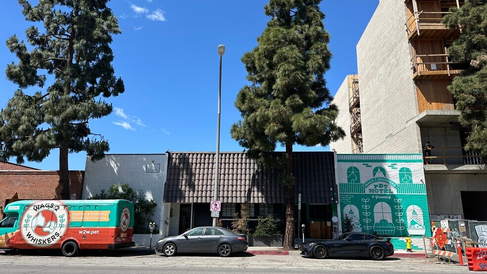 3729-3733 Robertson Blvd, Culver City, CA à louer - Photo de l’immeuble – Image 3 sur 25