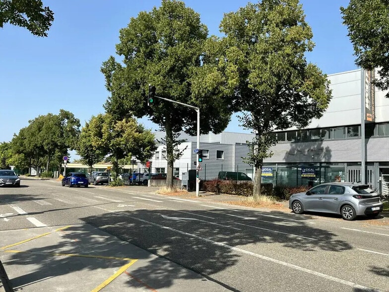 4 Rue Jean Monnet, Eckbolsheim à vendre - Photo de l’immeuble – Image 1 sur 23