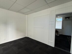 1023 Pensacola St, Honolulu, HI à louer Photo intérieure– Image 2 sur 12