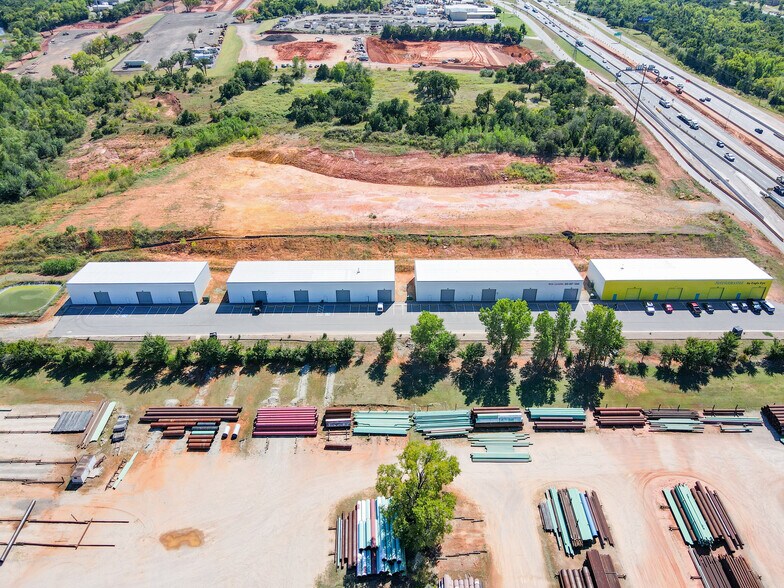 4 Industrial Buildings for Sale portefeuille de 4 biens à vendre sur LoopNet.fr - Photo de l’immeuble – Image 1 sur 13