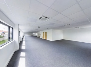 Industriel/Logistique dans Bobigny à louer Photo intérieure– Image 1 sur 14