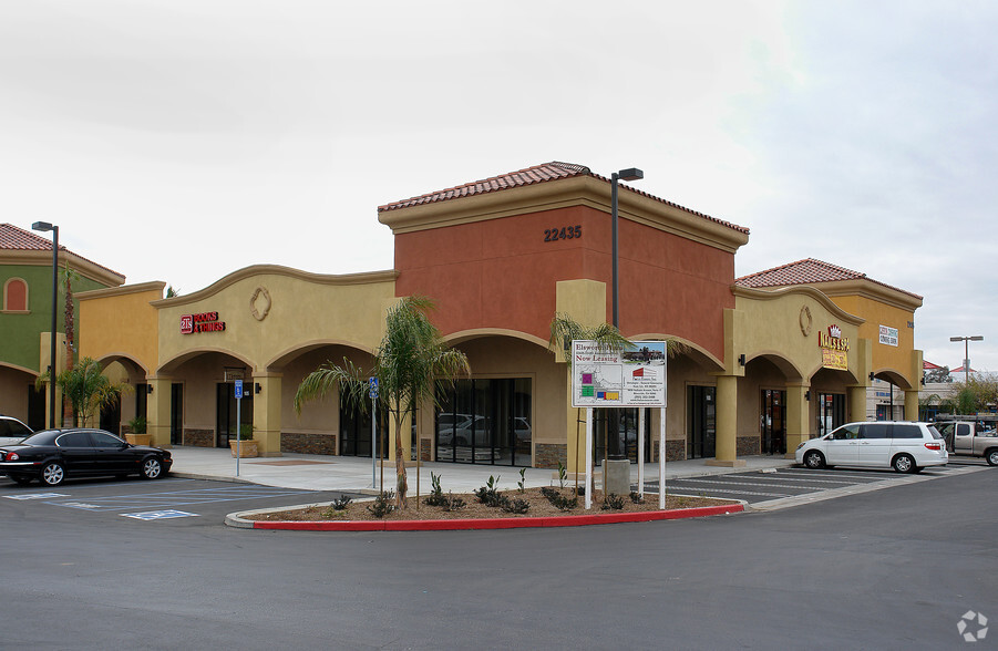 22435 Alessandro Blvd, Moreno Valley, CA à louer - Photo de l’immeuble – Image 3 sur 9