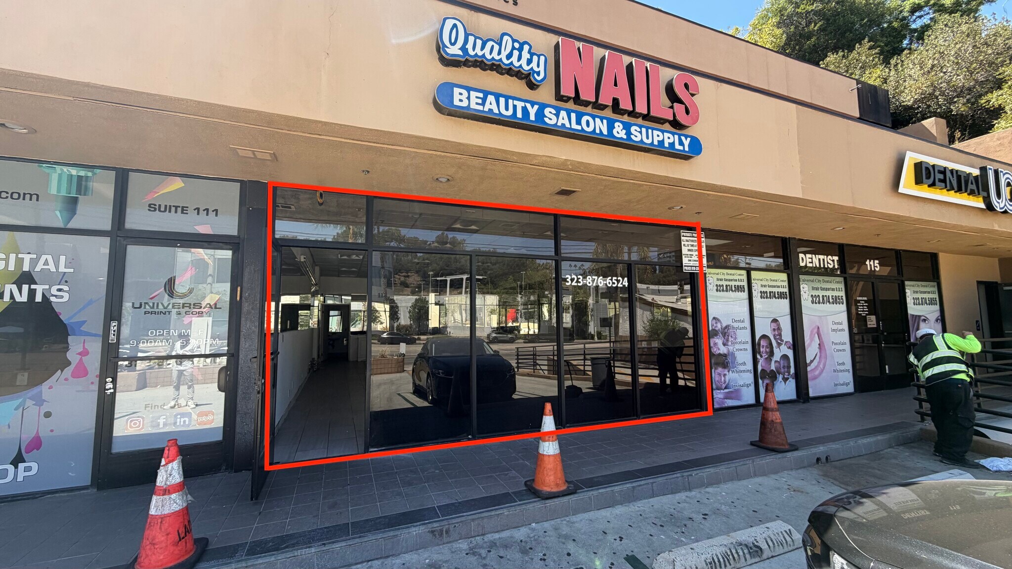 3535 Cahuenga Blvd W, Studio City, CA à louer Photo intérieure– Image 1 sur 4