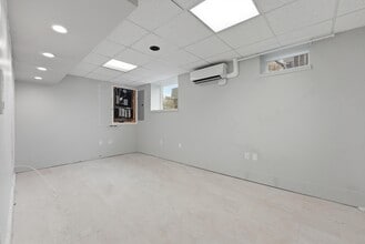 190 University Dr, Amherst, MA à louer Photo intérieure– Image 2 sur 8