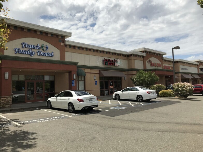 6200 Stanford Ranch Rd, Rocklin, CA à louer - Photo de l’immeuble – Image 1 sur 5