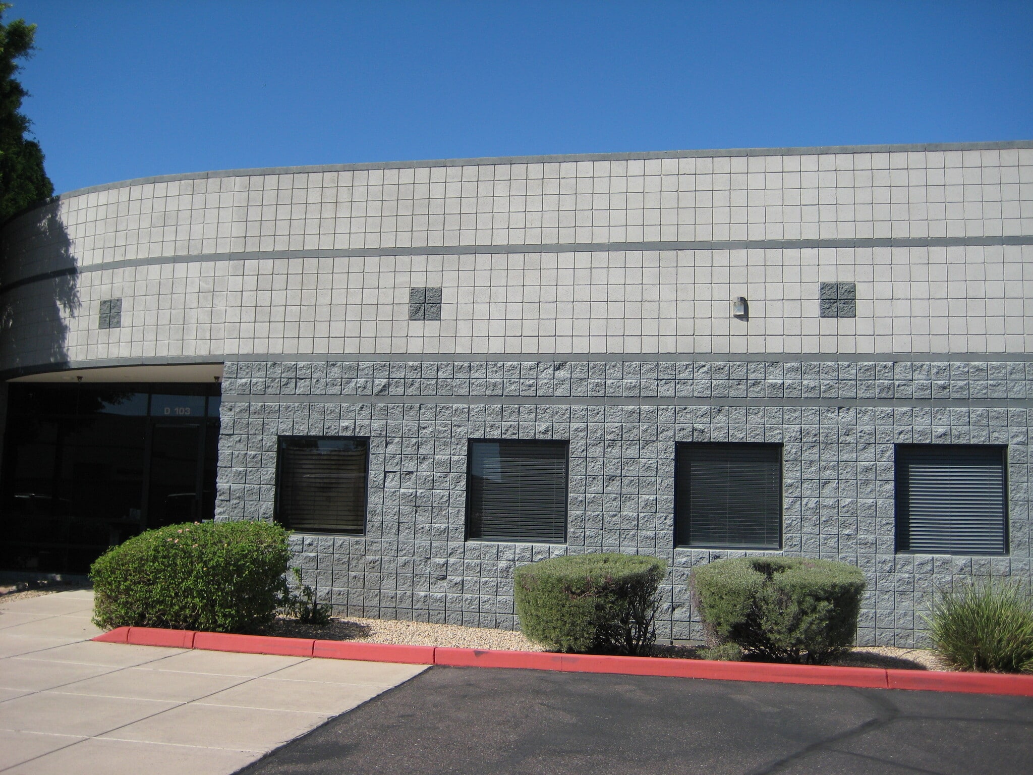 8241 E Evans Rd, Scottsdale, AZ à louer Photo de l’immeuble– Image 1 sur 1