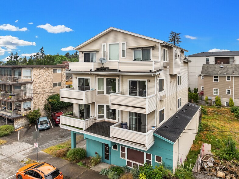 816 N 38th St, Seattle, WA à vendre - Photo de l’immeuble – Image 2 sur 18