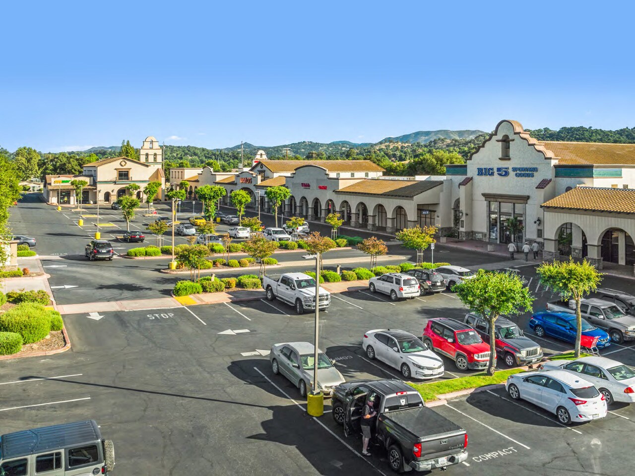 2040-2240 El Camino Real, Atascadero, CA à louer Photo de l’immeuble– Image 1 sur 8