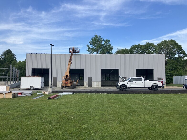170R Hartwell St, West Boylston, MA à louer - Photo de l’immeuble – Image 1 sur 6