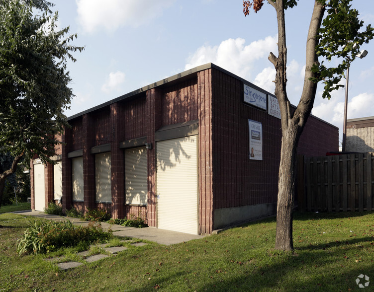 69 Kempster Ave, Ottawa, ON à vendre - Photo de l’immeuble – Image 2 sur 3