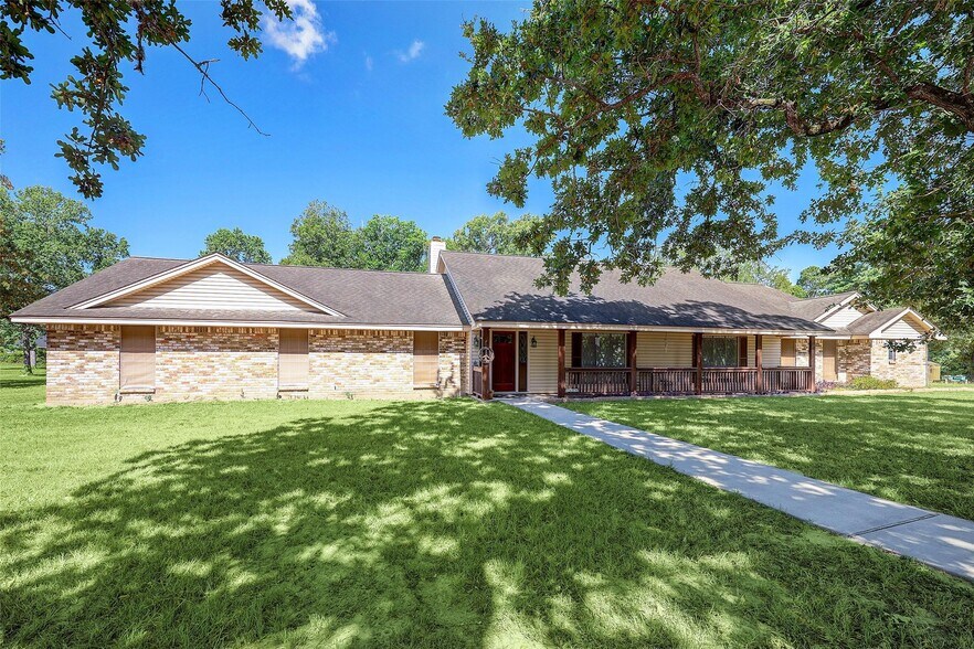 1664 McCaleb Rd, Montgomery, TX à vendre - Photo de l’immeuble – Image 1 sur 6