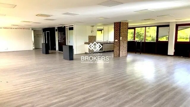 Plus de détails pour Local d’activités à vendre