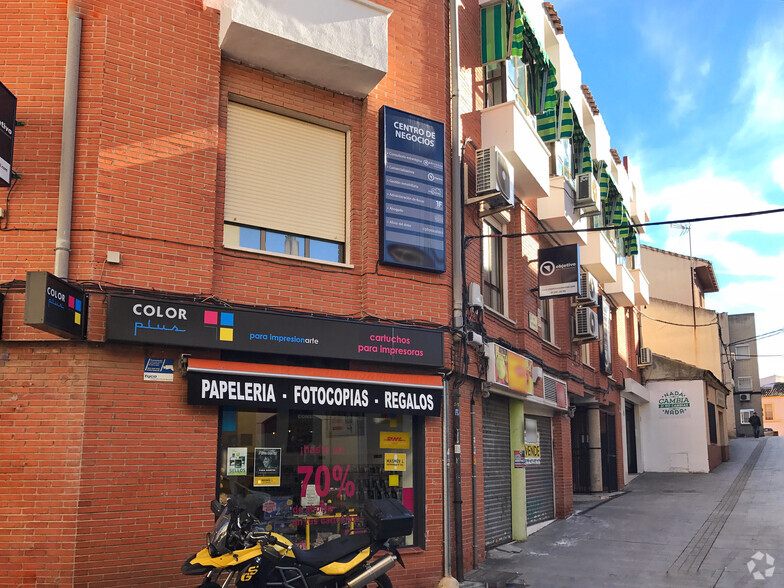 Calle Coronados, 10, Pinto, Madrid à vendre - Photo de l’immeuble – Image 1 sur 2