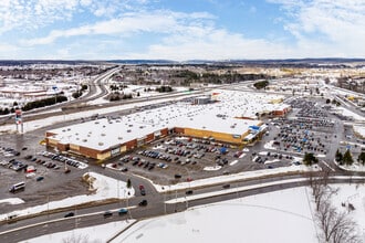 900 Boul Grignon, St-Jérôme, QC - VUE AÉRIENNE  vue de carte