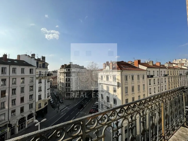 99 Boulevard Des Belges, Lyon à louer - Photo de l’immeuble – Image 2 sur 12