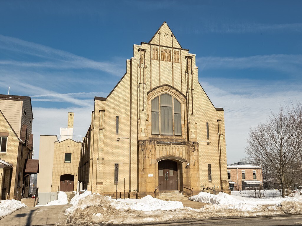 213 Bailey Ave, Pittsburgh, PA à vendre Photo principale– Image 1 sur 24