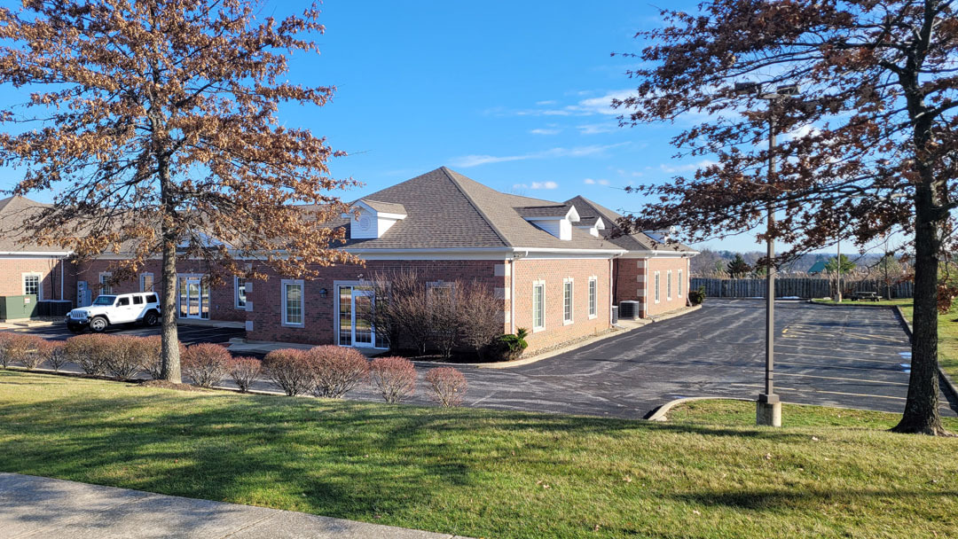 510-512 5th Ave, Chardon, OH à louer Photo principale– Image 1 sur 3