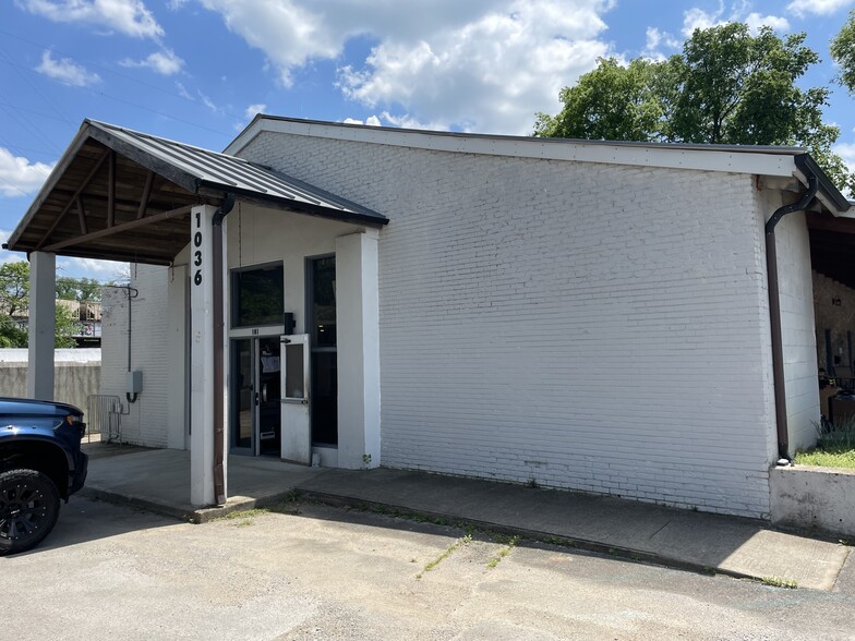 1036 W Kirkland Ave, Nashville, TN à louer - Photo de l’immeuble – Image 1 sur 4