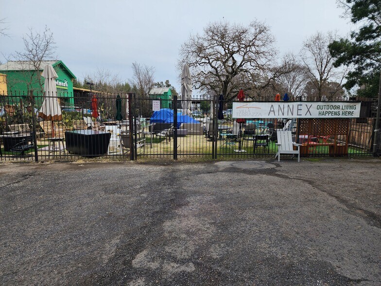 20490 Broadway, Sonoma, CA à vendre - Photo de l’immeuble – Image 3 sur 10