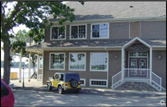 38 W Grand Ave, Fox Lake, IL à louer - Photo de l’immeuble – Image 2 sur 29