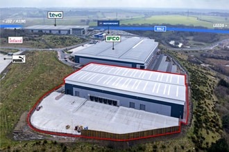 100 Whistler Dr, Castleford à louer Aérien– Image 1 sur 5