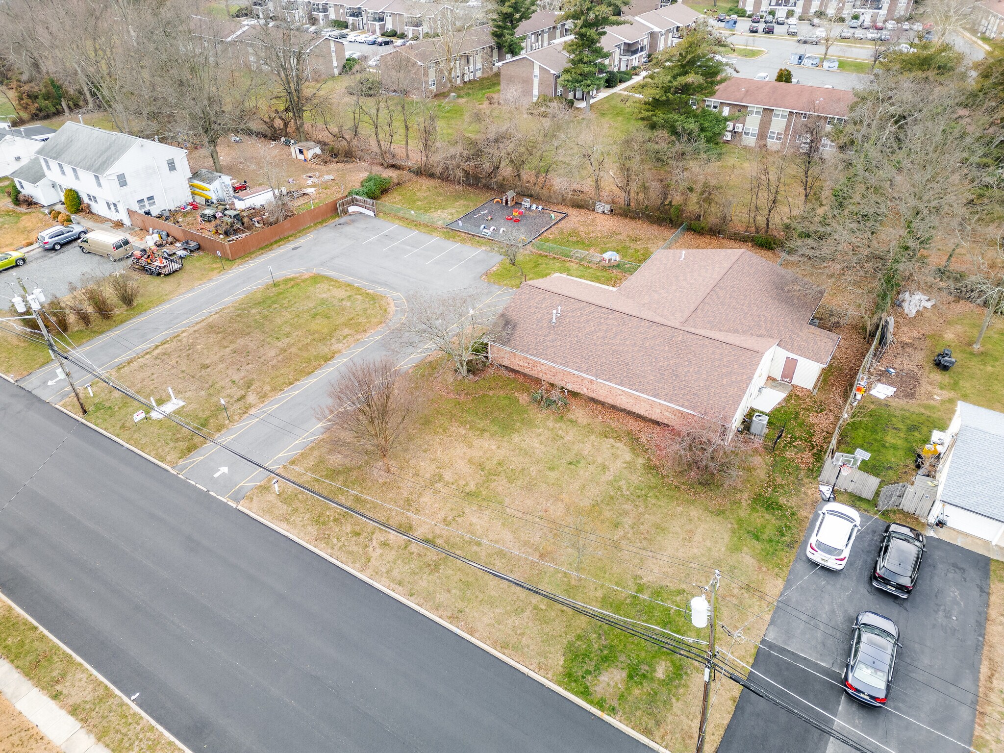 9 Stanworth Rd, Kendall Park, NJ à vendre Photo principale– Image 1 sur 3