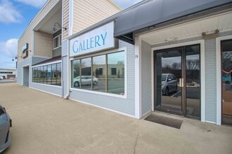 267 Post Rd, Westerly, RI à louer Photo de l’immeuble– Image 1 sur 10