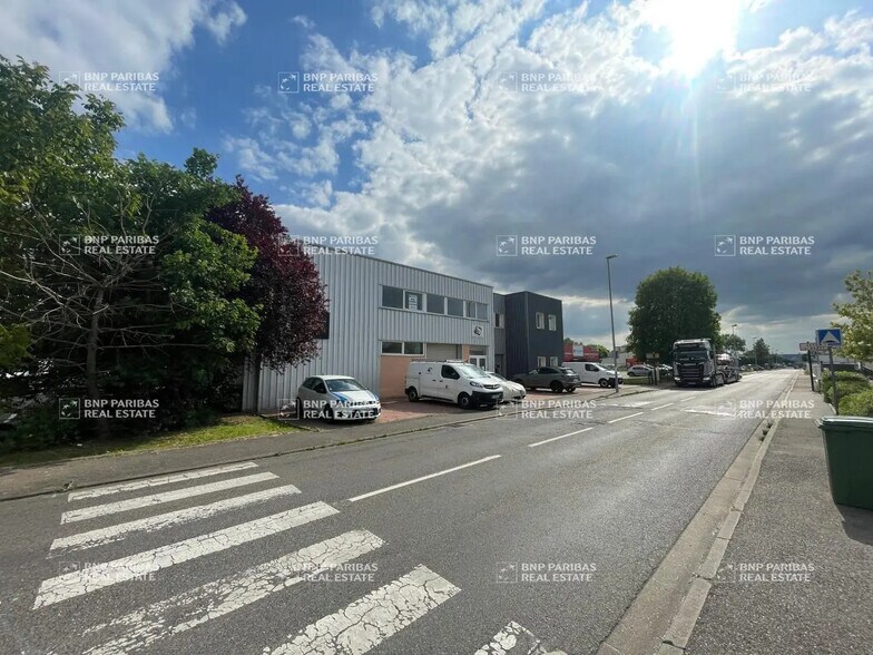 Bureau dans Pulnoy à louer - Photo de l’immeuble – Image 3 sur 20