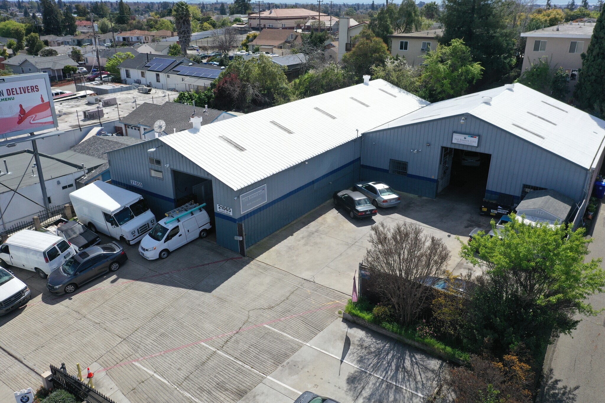 21059-21065 Foothill Blvd, Hayward, CA à vendre Photo de l’immeuble– Image 1 sur 4